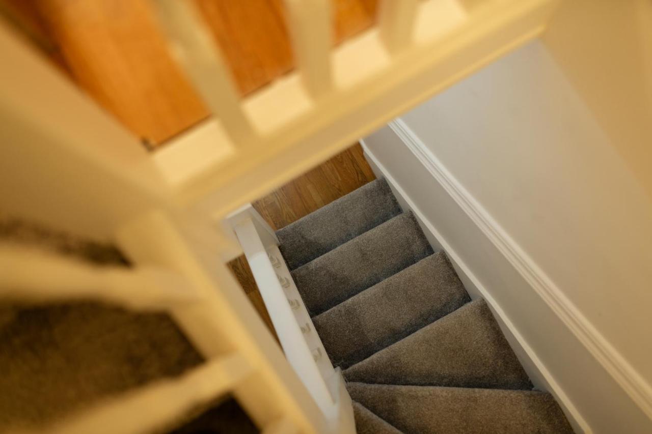 Sidemersey Livings - Spacious Loft For Bigger Groups - Very And Cosy